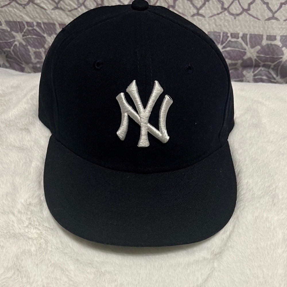 Black Cap with white New York logo